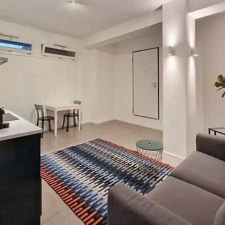 Le Moderne ميلان